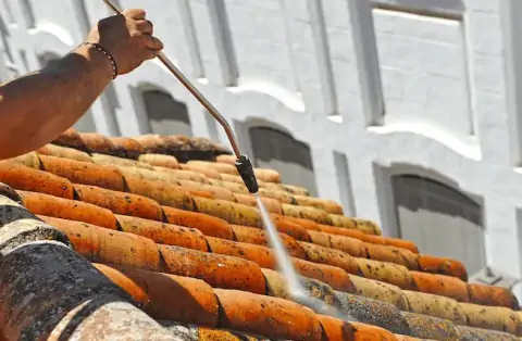 Nettoyage de toitures - La Couture-Boussey